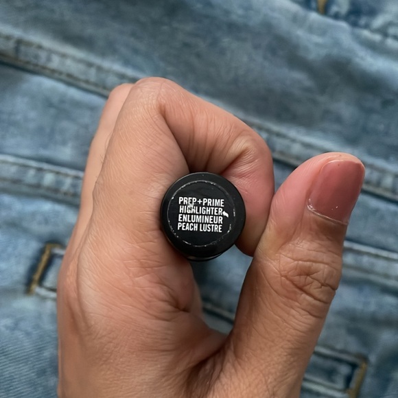 Mac colour corrector - Picture 2 of 3